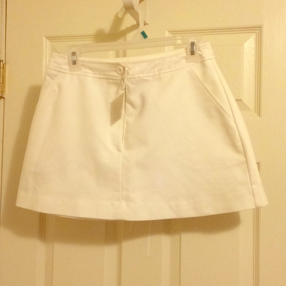 White Tail mini skirt